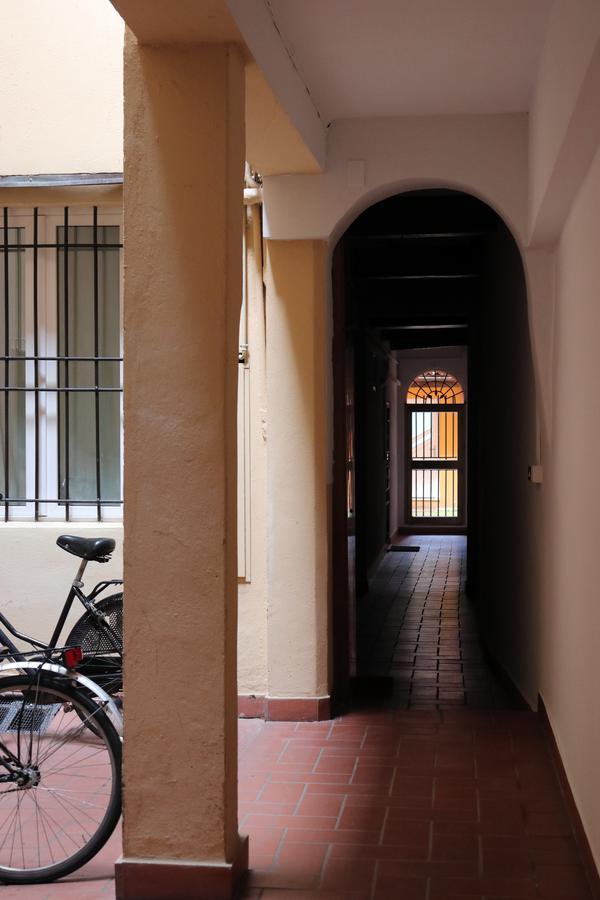 Lovely Studio D'Azeglio By Studio Vita โบโลญญา ภายนอก รูปภาพ
