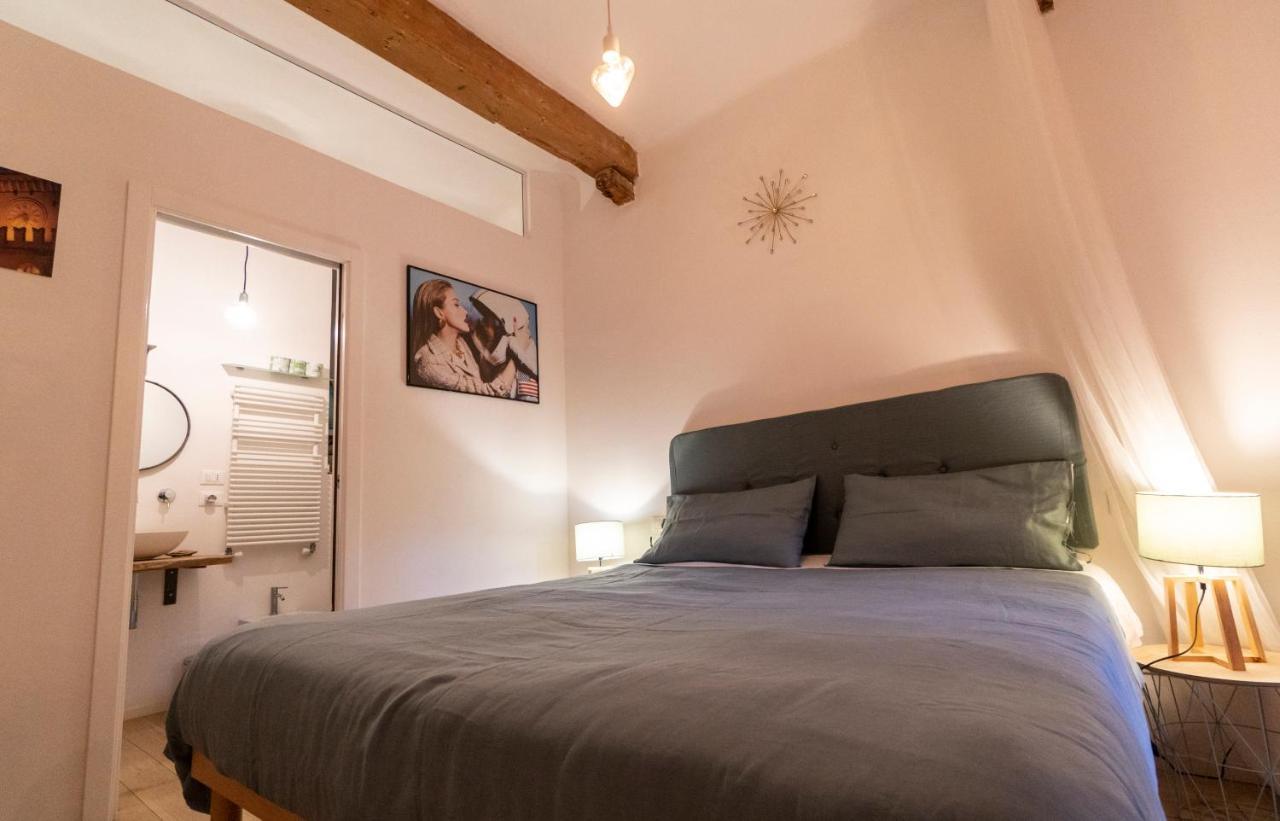 Lovely Studio D'Azeglio By Studio Vita โบโลญญา ภายนอก รูปภาพ