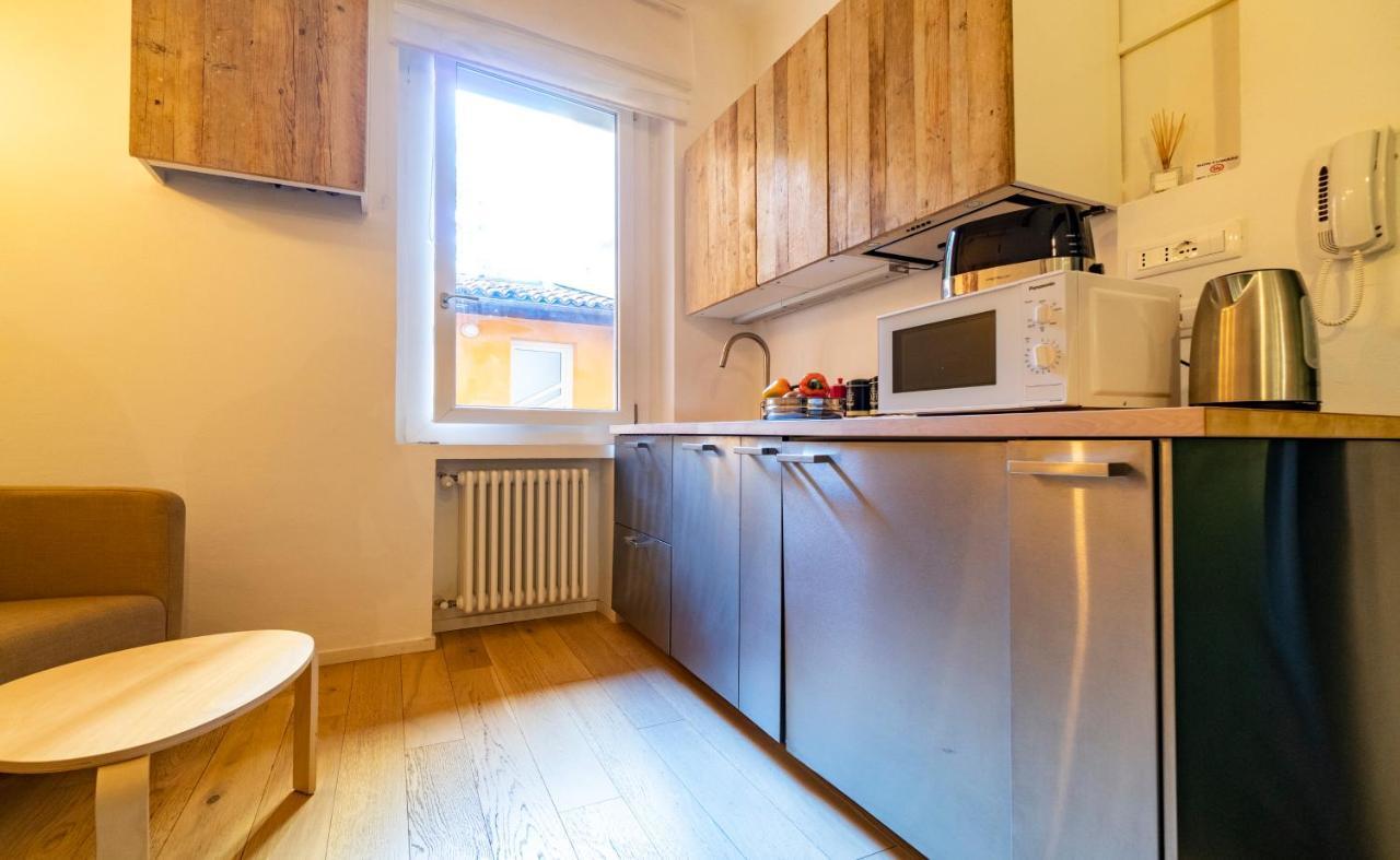Lovely Studio D'Azeglio By Studio Vita โบโลญญา ภายนอก รูปภาพ